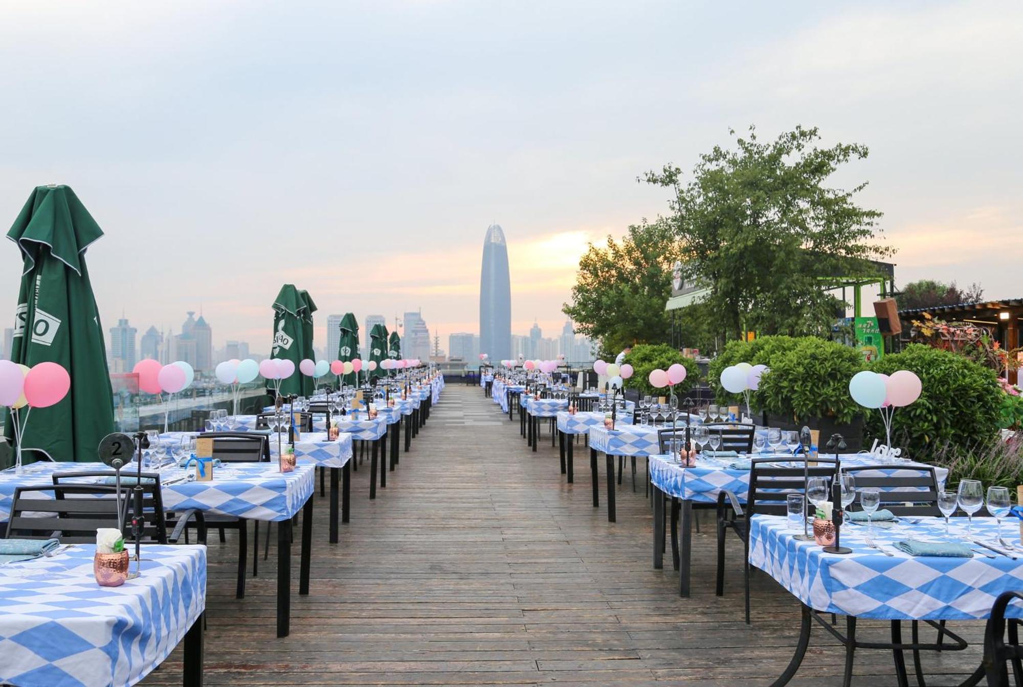 Intercontinental Jinan City Center By Ihg Exteriör bild