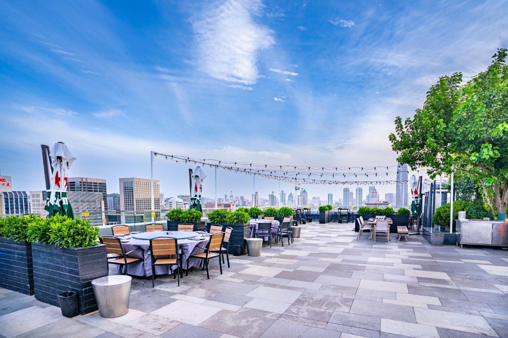 Intercontinental Jinan City Center By Ihg Exteriör bild