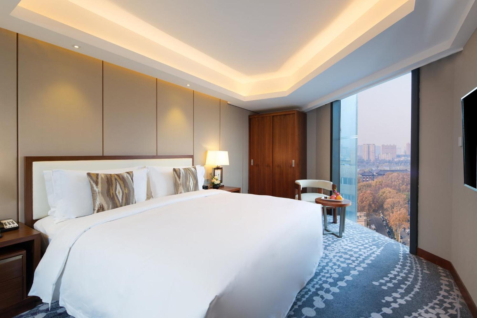 Intercontinental Jinan City Center By Ihg Exteriör bild